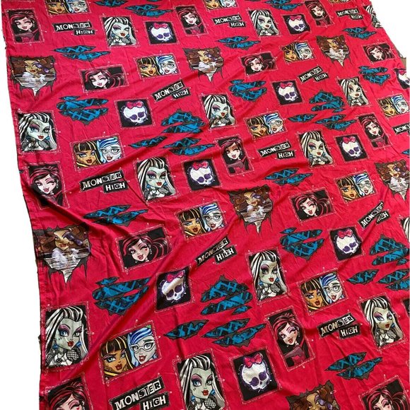 Pink MONSTER HIGH Twin Flat Bed Sheet - Pink With Assorted Colorful Graphics - Picture 7 of 9